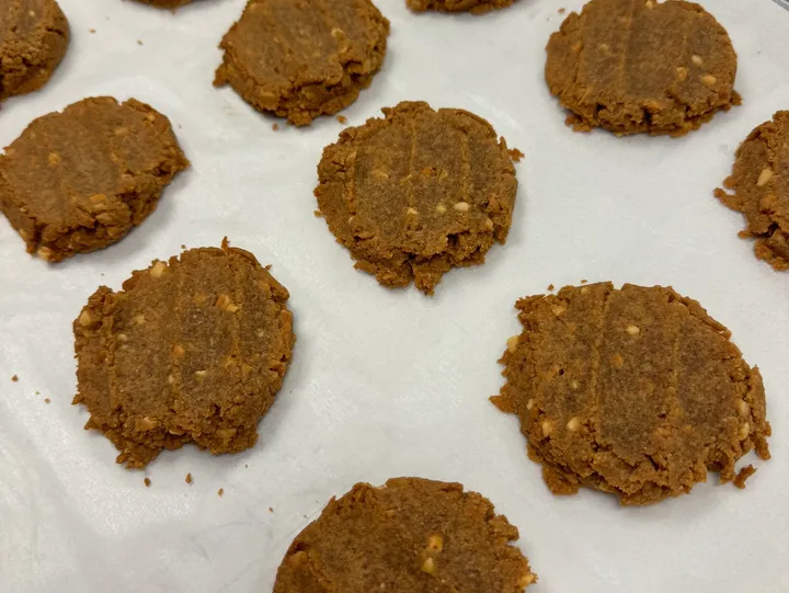  Peanut Butter Cookies 6 pack